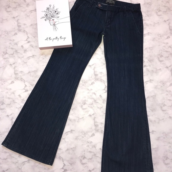Seven7 Denim - Seven7 • NWOT Flare Jeans